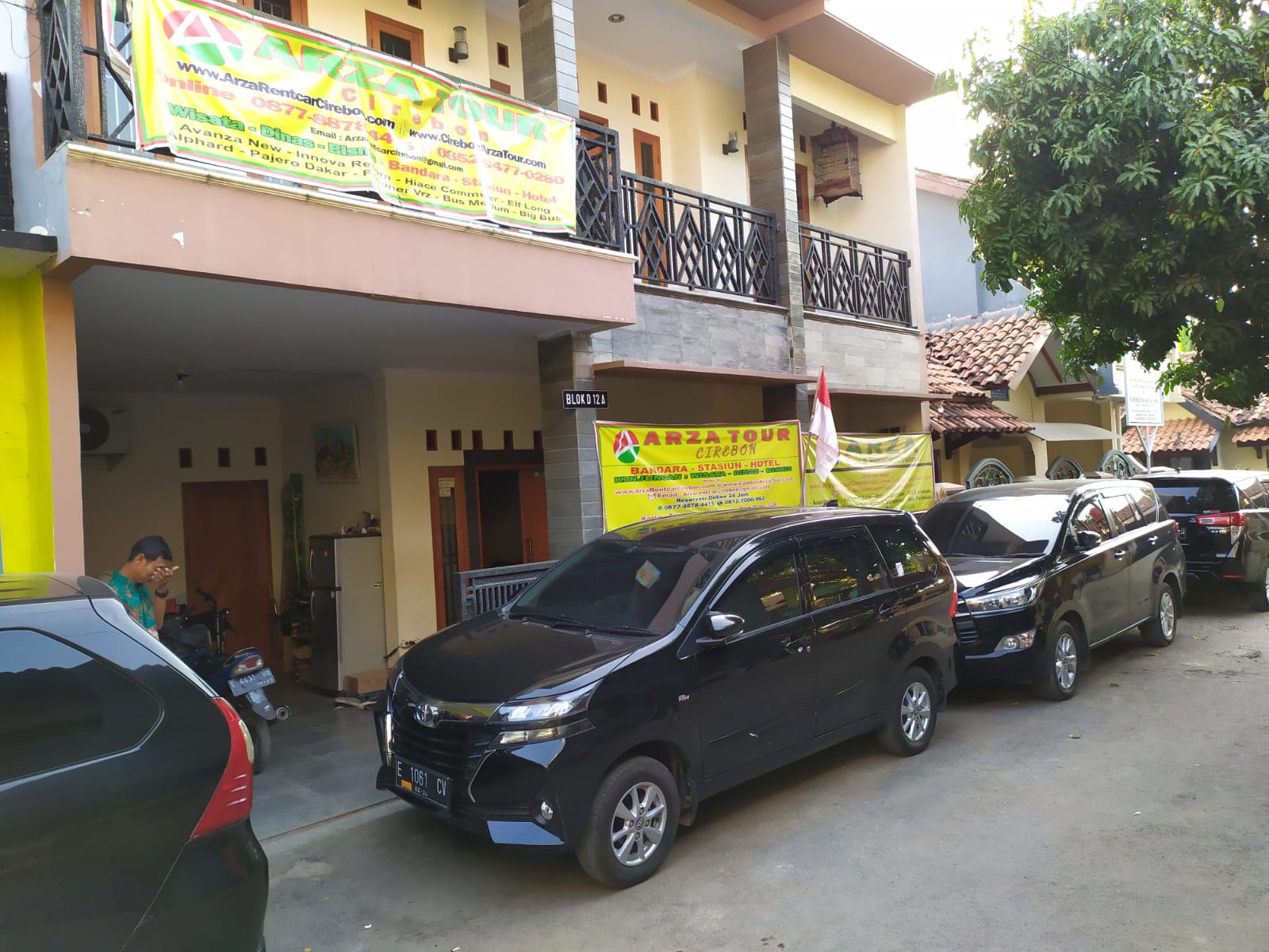 7 Sewa mobil di Cirebon Harga Terbaru 2023 Jasa-Rental-Mobil-Arza-Tour